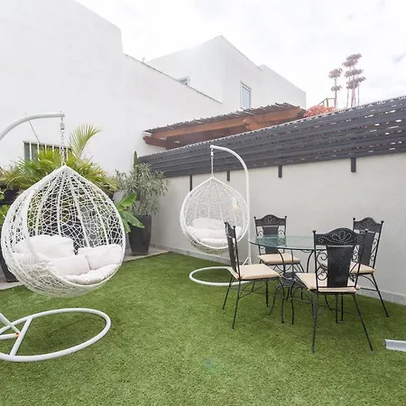 Vakantiehuis Modern 3 Bedroom Duplex Adeje Center *