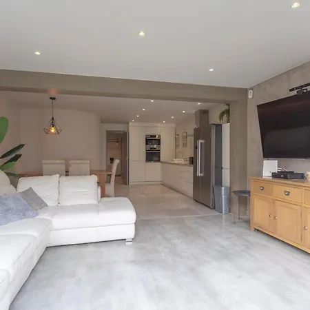 Modern 3 Bedroom Duplex Adeje Center Wifi