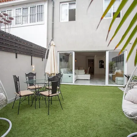 Modern 3 Bedroom Duplex Adeje Center Wifi Feriehus *